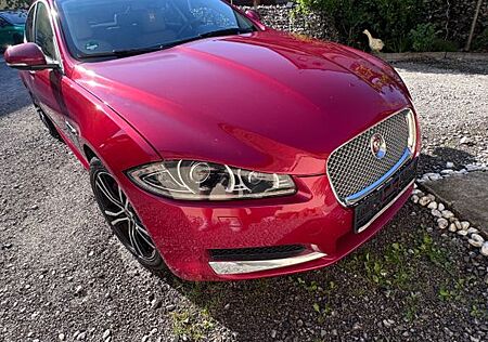 Jaguar XF 3.0 L V6 Diesel S -