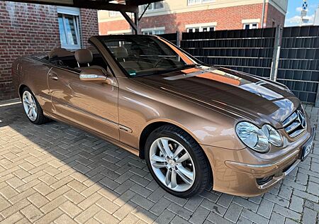 Mercedes-Benz CLK 200 KOMPRESSOR Cabrio AVANTGARDE
