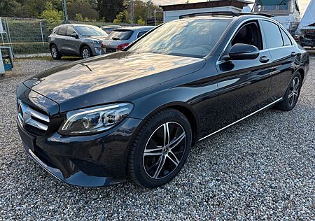 Mercedes-Benz C 200 d Avantgard+PANO+DIST+AHK+Carb+SHZ+KAM+MEM