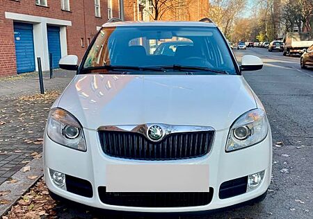 Skoda Fabia Kombi 1.4l Ambiente Scheckheft Gepflegt