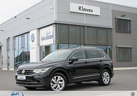 VW Tiguan Volkswagen Life 4Mot ACC AHK NAVI LED Matrix AID