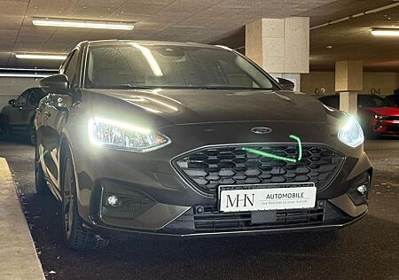 Ford Focus Lim. ST-Line
