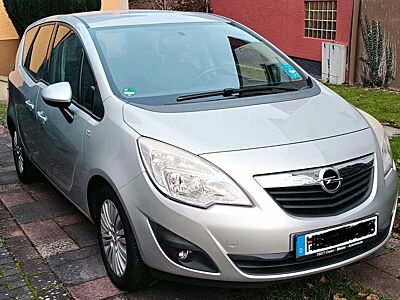 Opel Meriva 1.4 Active 88kW silber
