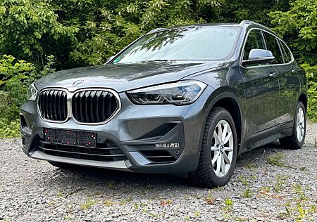 BMW X1 Baureihe sDrive 18 i Advantage