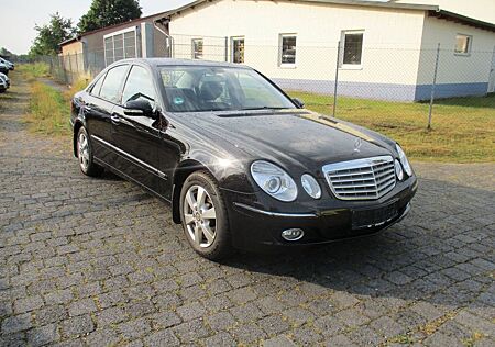 Mercedes-Benz E 230 Limousine ~RENTNERFZG. NUR 74 TKM~1.HAND~