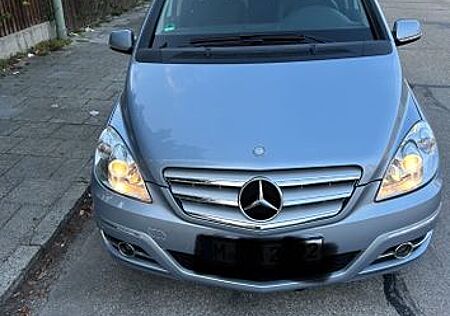 Mercedes-Benz B 180 CDI -