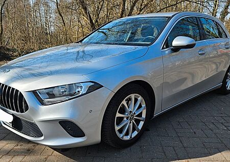 Mercedes-Benz A 200 - Progressive Volldigitales Display MBUX