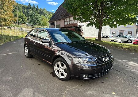 Audi A3 1.6 Ambition / Klima / Sport / TÜV /8x Reifen