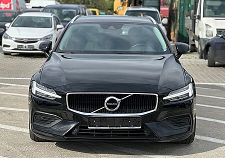 Volvo V60 Kombi Momentum Pro*T-LEDER*NAVI*XENON*PDC