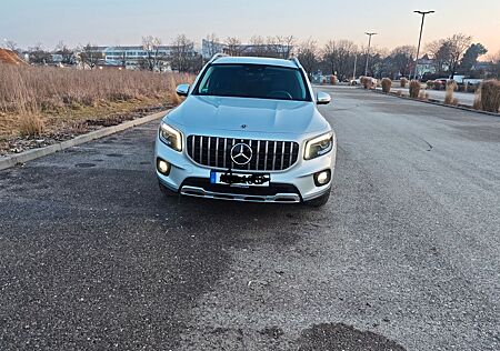Mercedes-Benz GLB 220 d 4MATIC DCT -Massagesitze,Standheizung
