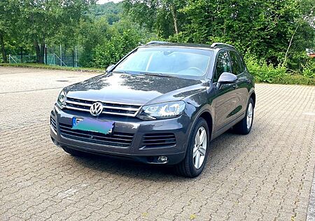 VW Touareg Volkswagen 3.0 V6 TDI Tiptronic BlueMotion Tech...