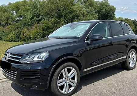 VW Touareg Volkswagen 3.0 V6 TDI Tiptr Edit X BMT Terrain ...