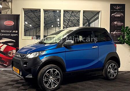 Aixam Crossover XXL 8 PS Mopedauto Microcar 45 KM