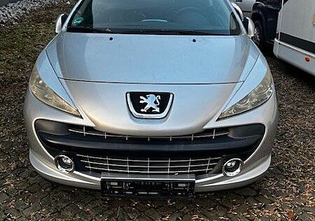 Peugeot 207 CC Filou 120 Filou