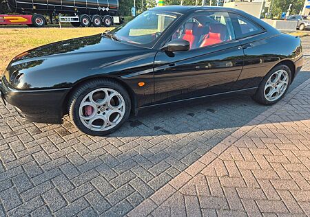 Alfa Romeo GTV 3.0 V6 24V Lusso Momo Leather