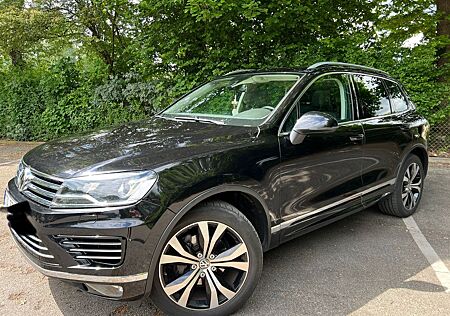 VW Touareg Volkswagen 3.0 V6 TDI SCR 150kW Tiptr Exclusive...