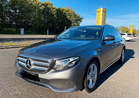 Mercedes-Benz E 220 d T Avantgarde