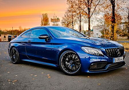 Mercedes-Benz C 63 AMG C 63 , Klappe, tiefer, 609 PS