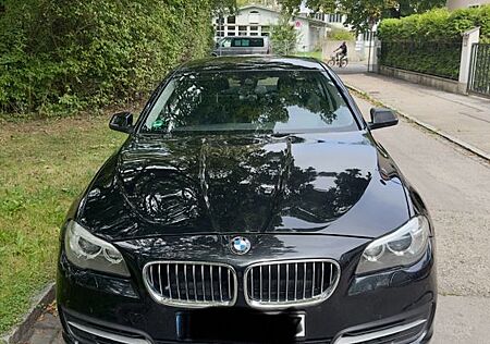 BMW 530d xDrive A -