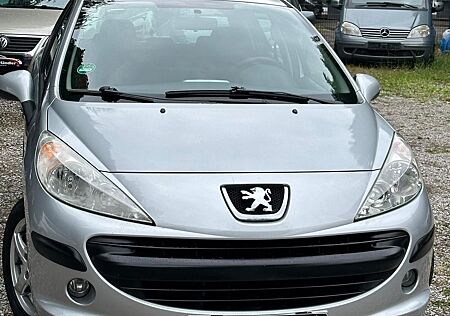 Peugeot 207 1.6 HDi*2.Hand*Garantie*Zahnriemen Neu*