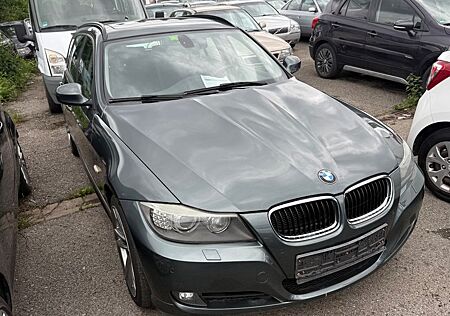 BMW 320d 320 Baureihe 3 Touring xDrive,Panorama-SD