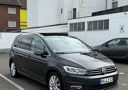 VW Touran Volkswagen 2.0 TDI SCR 140kW DSG Highline Highline