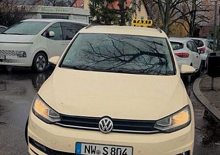 VW Touran Volkswagen 2.0 TDI SCR DSG SOUND BMT SOUND