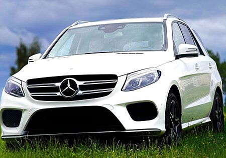 Mercedes-Benz GLE 350 AMG- Line d 4MATIC 20 Zoll