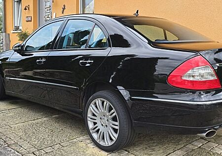 Mercedes-Benz E 500 4MATIC Avantgarde