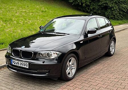 BMW 118i - Automatik / Xenon / Navi / neue Reifen