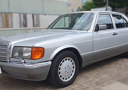 Mercedes-Benz 560 SE Understatement und 100% original