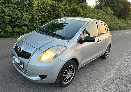 Toyota Yaris Style, Tüv Neu, Klima, Scheckheft