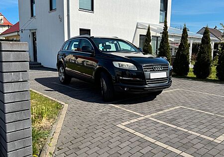 Audi Q7 3.0 TDI (DPF) quattro tiptronic