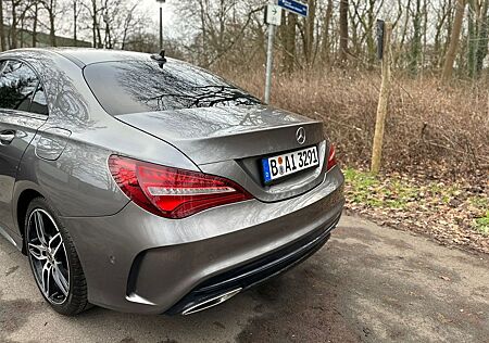 Mercedes-Benz CLA 180 AMG LINE 2020 42t Km Fast Neu