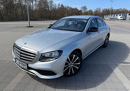 Mercedes-Benz E 350 e Limo 2.HD*Carplay*LED Düsen*KAM