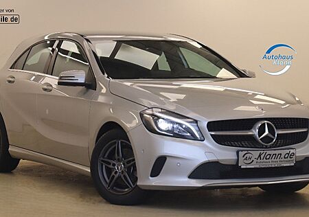 Mercedes-Benz A 180 122PS Automatik Style Navi PDC SHZ LED