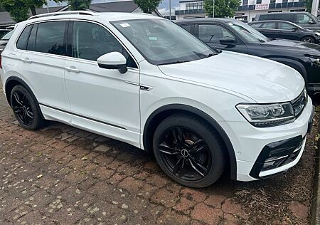 VW Tiguan Volkswagen Highline 4Motion R-LINE