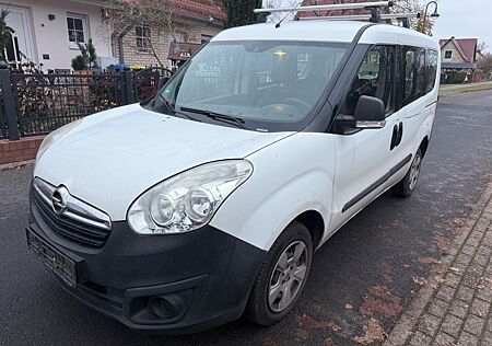Opel Combo 5 Sitzer
