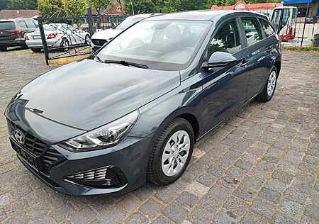 Hyundai i30 cw Select Mild-Hybrid