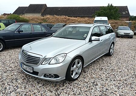 Mercedes-Benz E 220 T-Modell CDI BlueEfficiency, Top Zustand