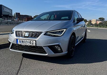 Seat Ibiza 1.6TDI XCELLENCE Navi Kamera Sitzh Keyless