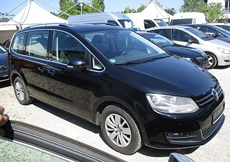 VW Sharan Volkswagen Comfortl. Automatik 7-Sitzer Navi Pano