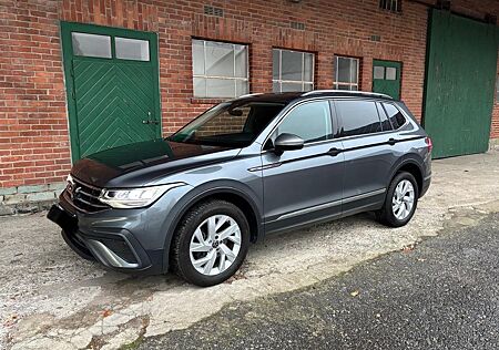 VW Tiguan Allspace Volkswagen 1.5 TSI ACT OPF DSG Life Life