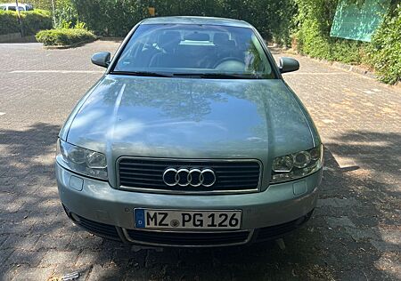 Audi A4 1.8 T -