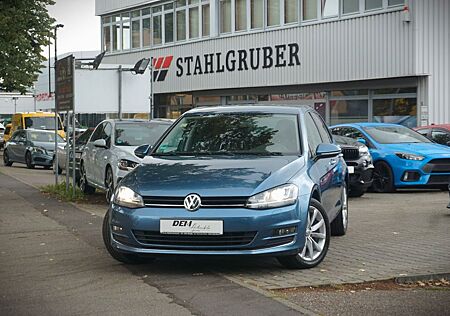 VW Golf Volkswagen VII Lim. Highline BMT / DSG / Xenon / 2.HD