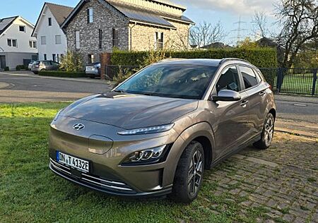 Hyundai Kona ELEKTRO 150kW Trend-Paket(ink.Select-Paket)