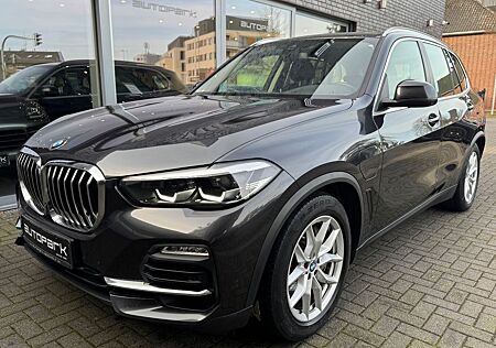 BMW X5 xDr 45e HUD 360 DA ACC HiFi MMRY Luft E.Sitz