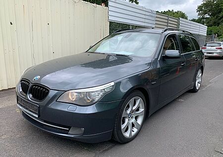 BMW 525d Touring Xenon Panorama Kamera Leder Navi