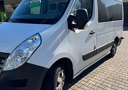 Renault Master Tragestuhl / Liege / Rollstuhl