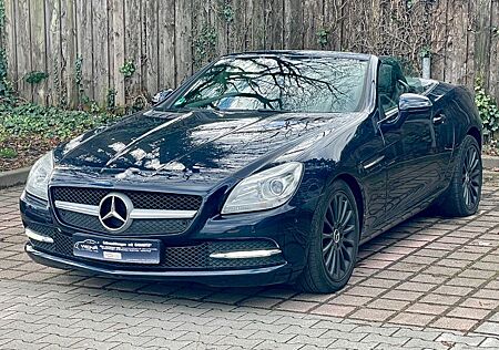 Mercedes-Benz SLK 250 SLK Roadster Panoramadach/Navi/Automatik